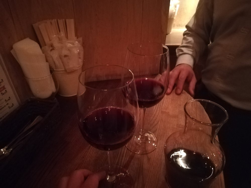 渋谷 おしゃれな立ち飲みワイン 富士屋本店ワインバー は渋谷の真ん中でチョイ飲みワインが楽しめます Sakepower
