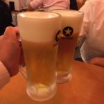 西新宿の「一軒め酒場」で乾杯！19時まで、ハッピーアワーの“晩酌セット”を500円で楽しむ