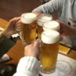 梅田の立ち飲み「大阪屋」で乾杯！安くて美味い大阪の味に大満足