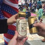 六本木のアメリカ大使館宿舎で開催された「フレンドシップデー2016」で乾杯／アメリカンビールを堪能