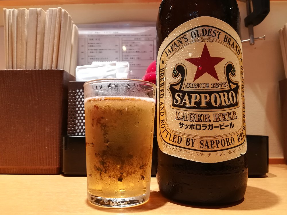 上野 ふれあい酒場 ほていちゃん 上野店 の立ち飲みカウンター限定の赤星を410円で楽しもう Sakepower