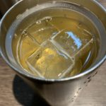 【新橋】ニュー新橋ビル「立ち呑 破天荒」で乾杯っ!! 立ち飲みならではの賑やかさと鮮魚の旨さで、安くて美味しい“呑兵衛仕様”の三軒目にぴったり。